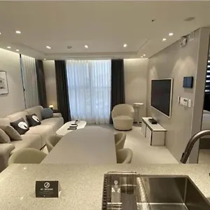 The Designers Lyj Yeoksam Hotel